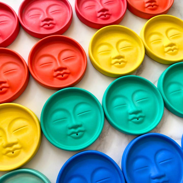 Porta-incenso de rosto lunar em Jesmonite feito à mão - 3,5 polegadas redondo por atacado de Supranova