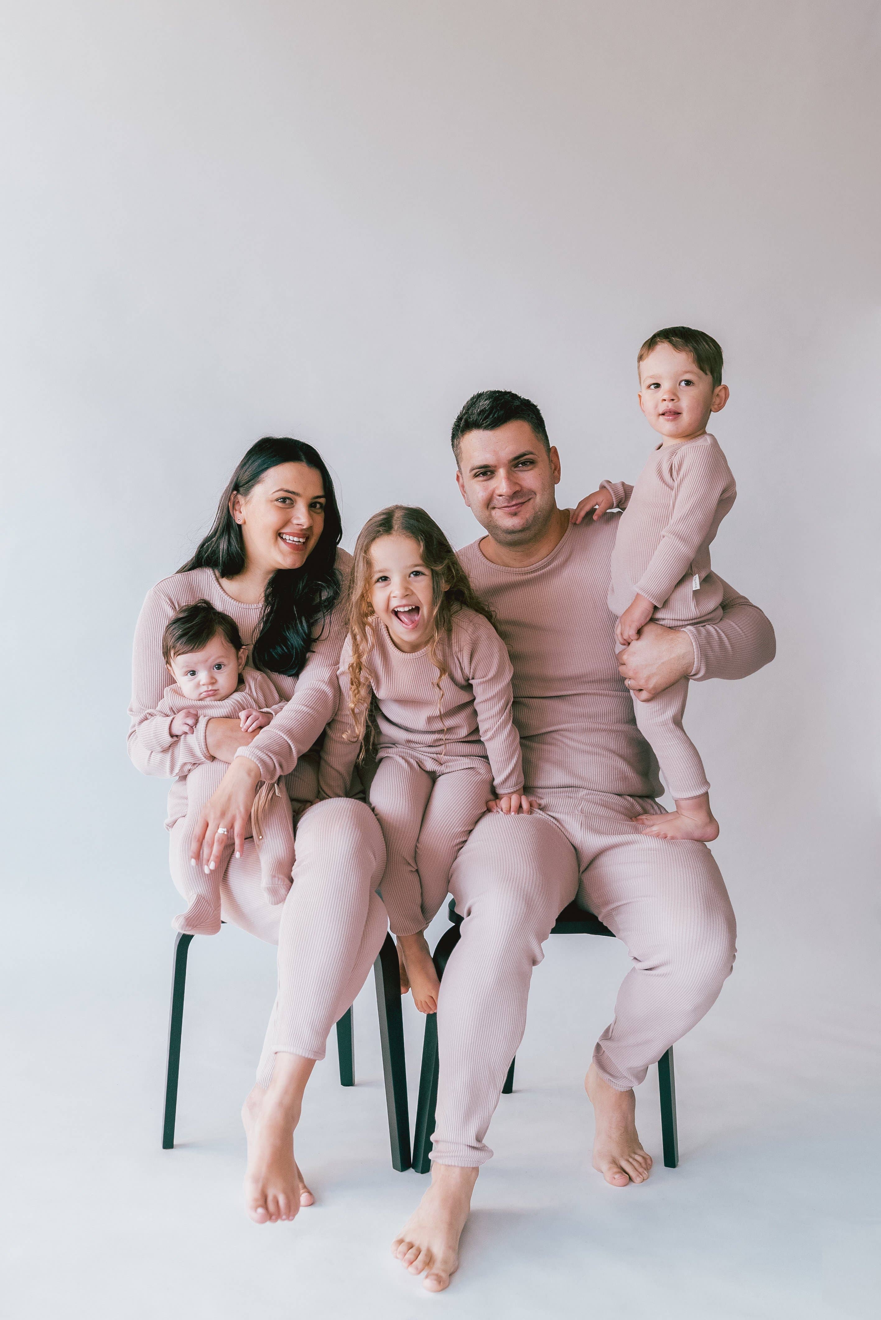 DreamBuy – wholesale Sleepwear set – Unisex – Velvet Mocha Adult Unisex Loungewear Matching Pajamas Pyjama0