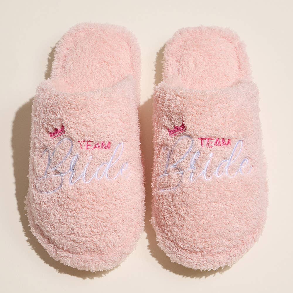 Sensibling Corp. – wholesale Slippers – Women's – 6Pairs - MOM MAGIC Heart Patch Embroidered Indoor Slippers1