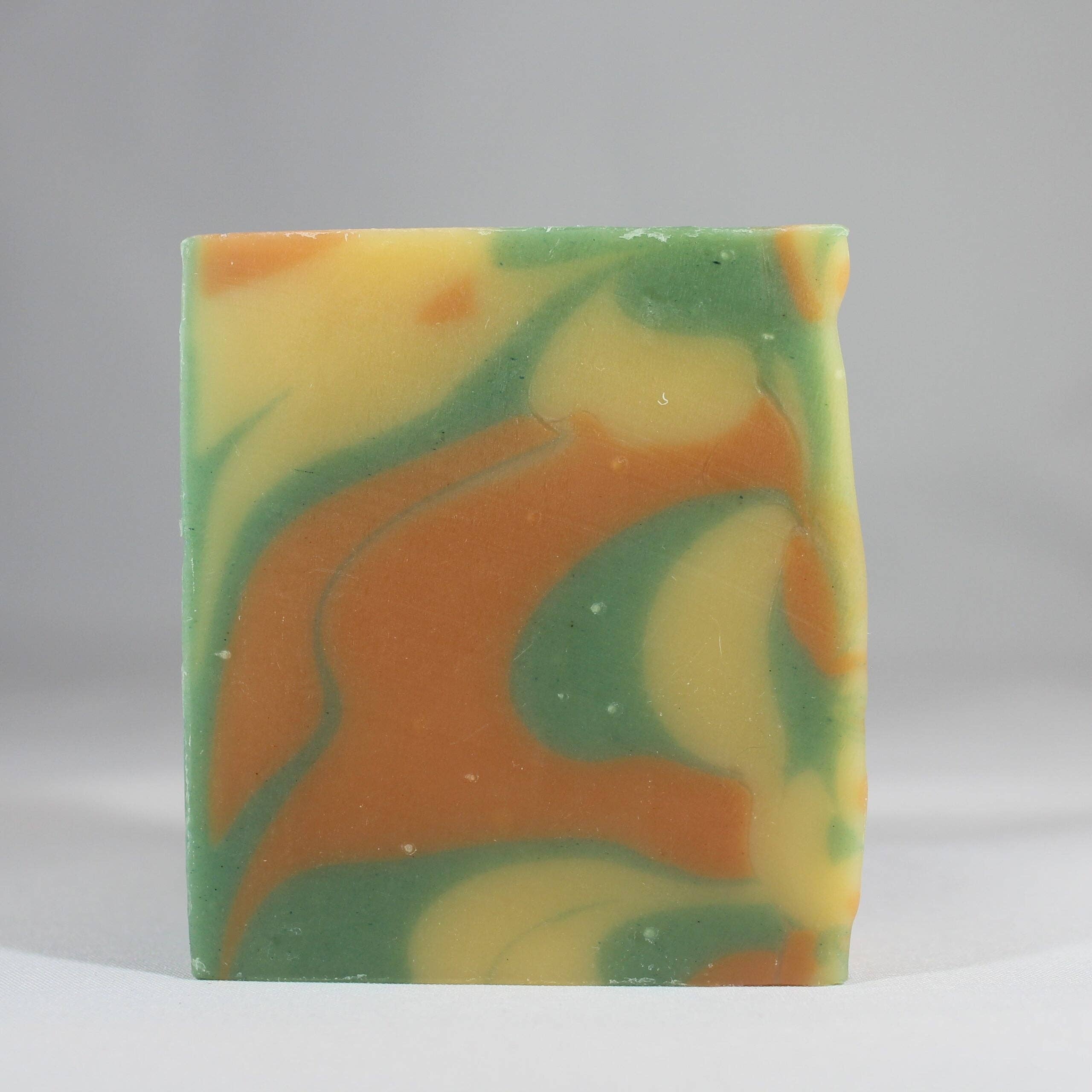 L'Âne Qui Bulle - Wholesale Bar Soap - Garden Harvest – Calendula and Borage2