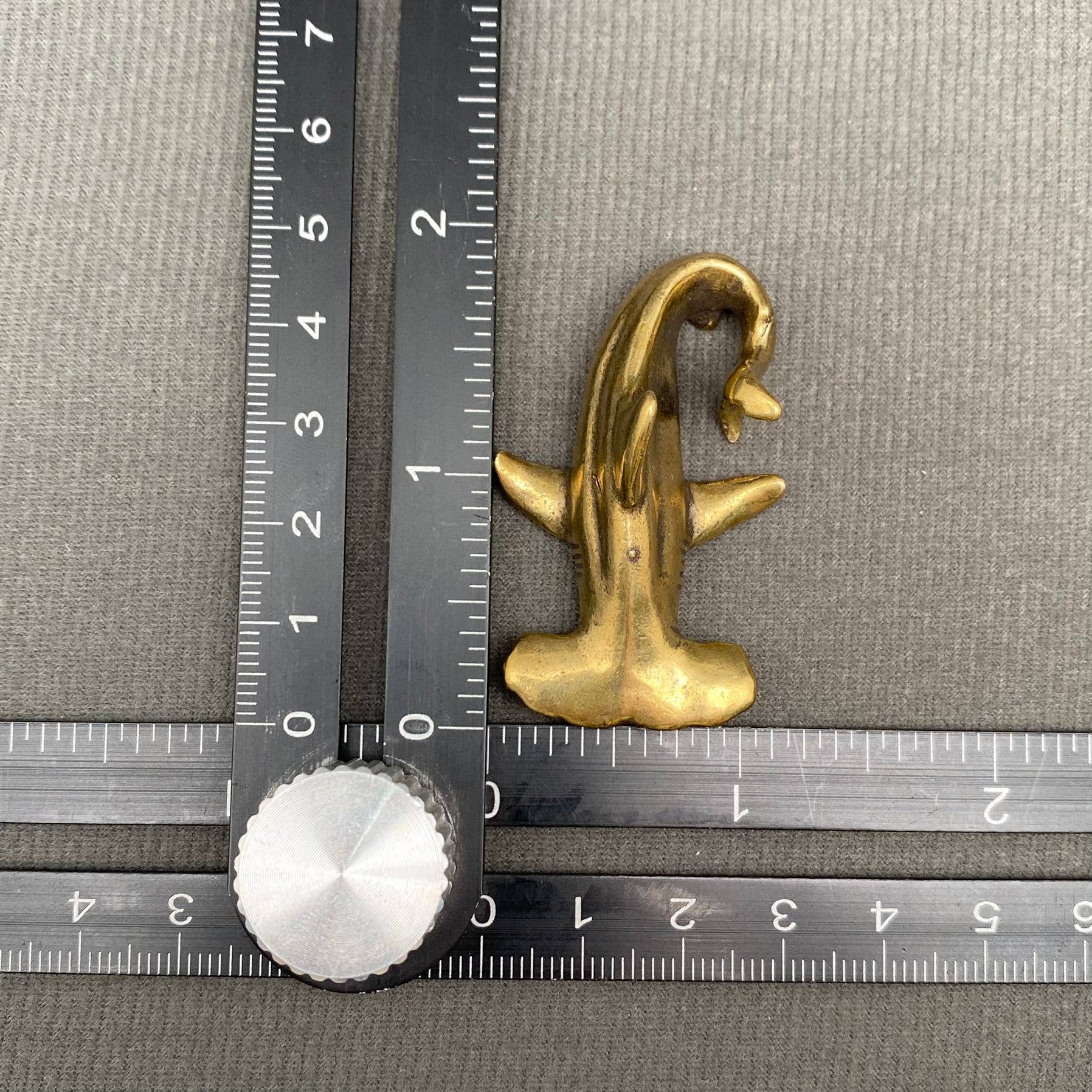 Mio Queena - Wholesale Decorative Tabletop Object - Brass Hammerhead Shark Crafts Desktop Ornaments Decoration3