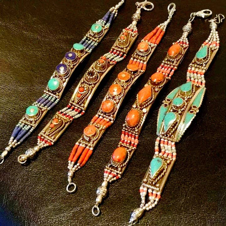 Unique Brand – Großhandel Perlenarmband – Original GOA handgefertigte Armbänder