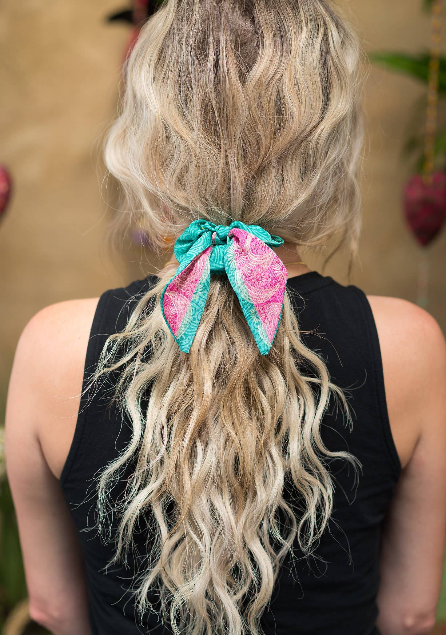 Namaste - Wholesale Scrunchie - Women's - Recycled Sari Scrunchie With Tie0