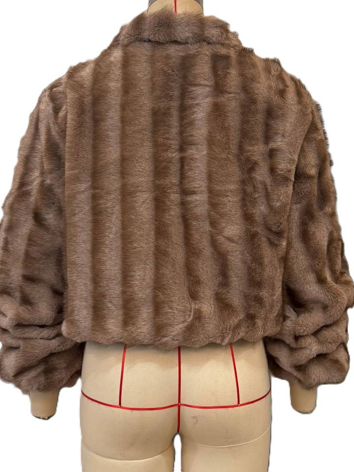 HIDDENBRAND - Wholesale Fur/Faux Fur Coat - Women's - Fashionable Striped Color-Block Faux Fur Jacket3