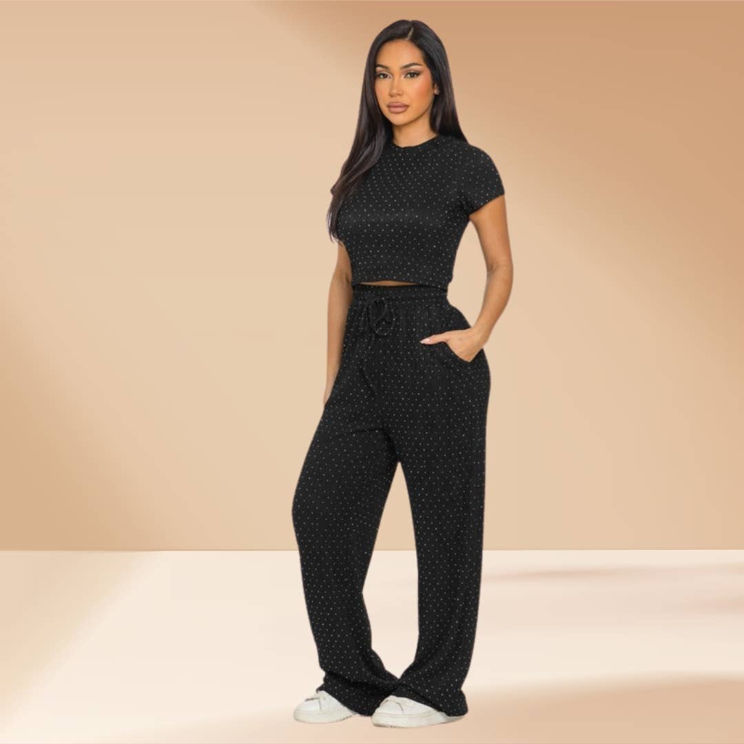 Celystrends – Engroshandel Top- og buksesæt (IKKE Loungewear) - Dame – Pyntet todelt buksetsæt med kort top og snoretræksbukser1