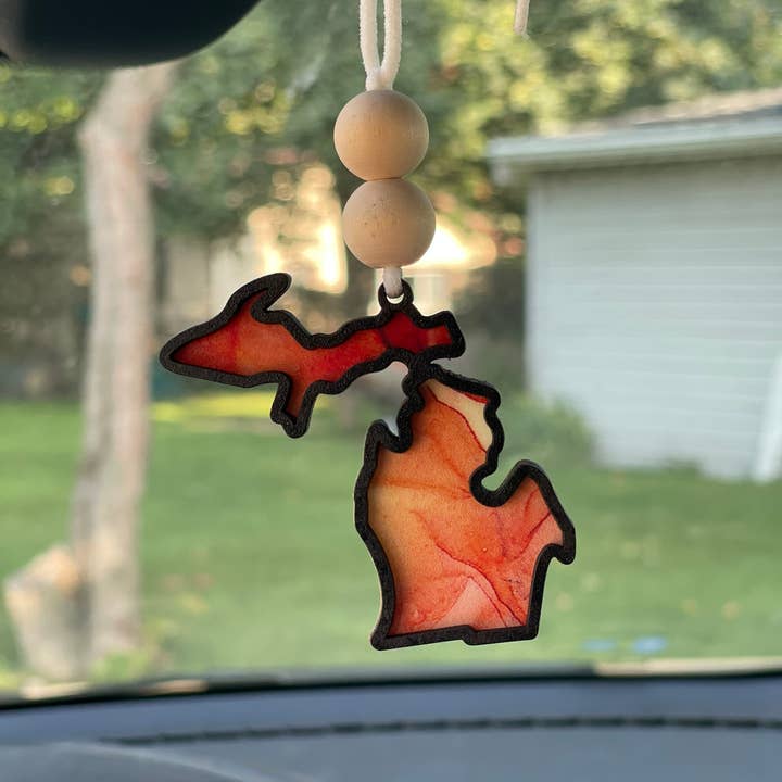 Michigan Proud Gifts - Wholesale Car Decorative Charm - Unisex - Michigan Suncatcher Car Charm Delicate Fall