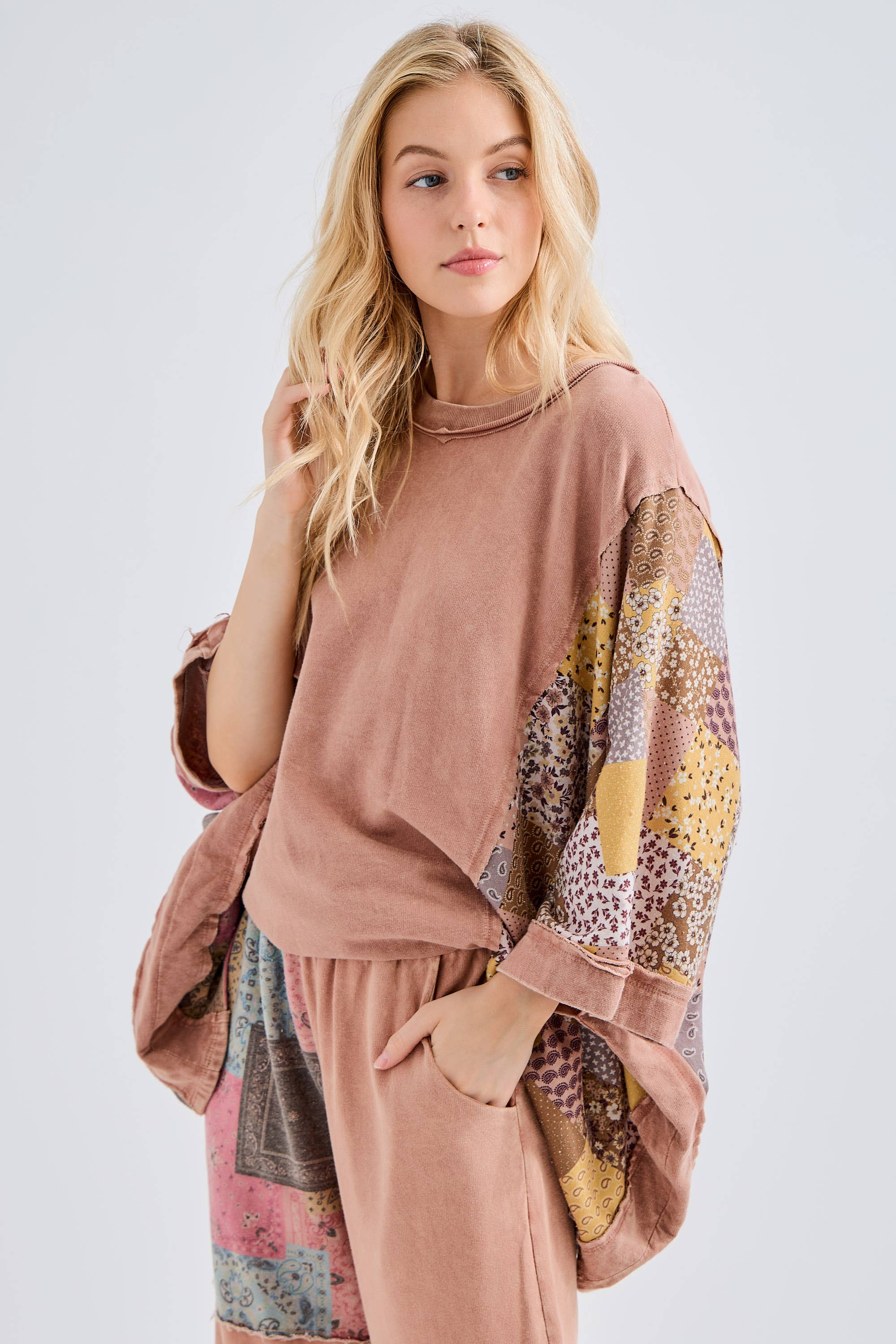 J.Her - Wholesale Poncho - Women's - Mineral Washed Boho Patch Poncho top HT6651 20