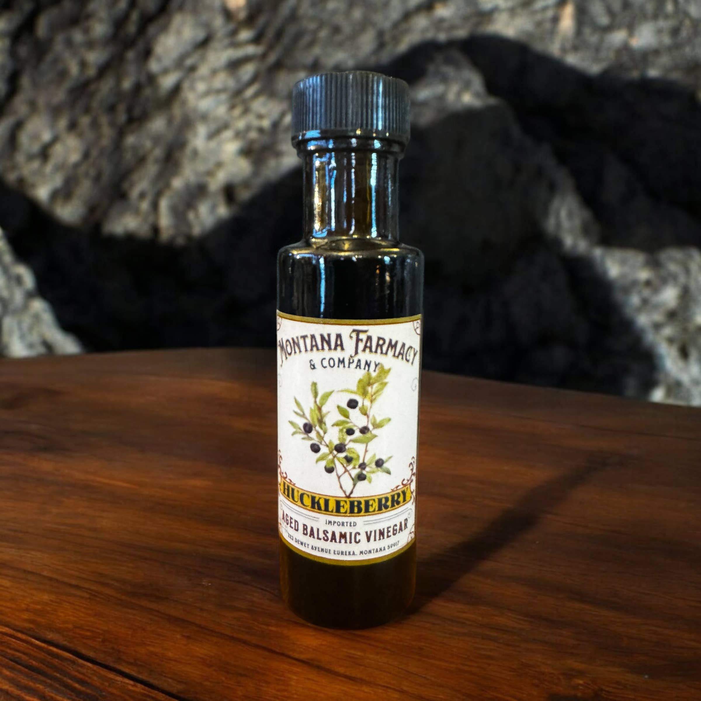 Montana Farmacy - Wholesale Vinegar - Montana Huckleberry Balsamic Vinegar Old fashioned 100 ml