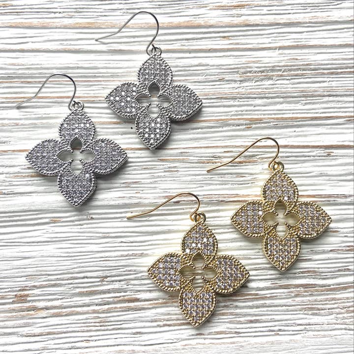 VB&CO Designs Handmade Jewelry - Venta al por mayor Pendientes colgantes - Trébol cuadrifolio, tienda de joyas de diseño, moderna 3