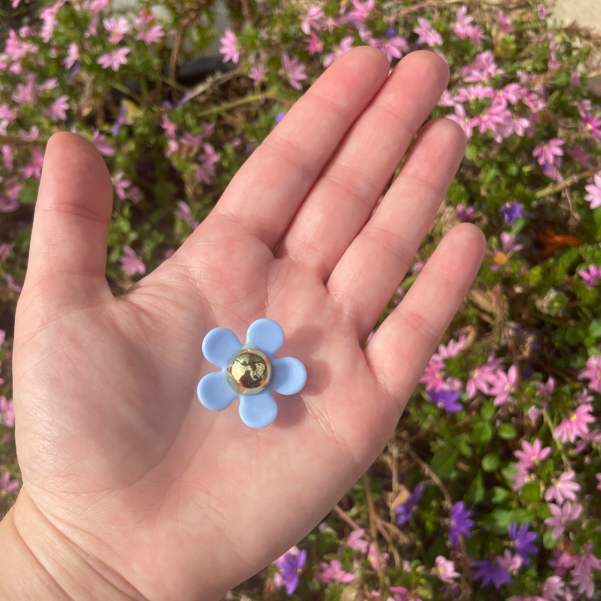 Mini Kitty Designs - Wholesale Shoe Accessories - Golden Flower Croc Charms11