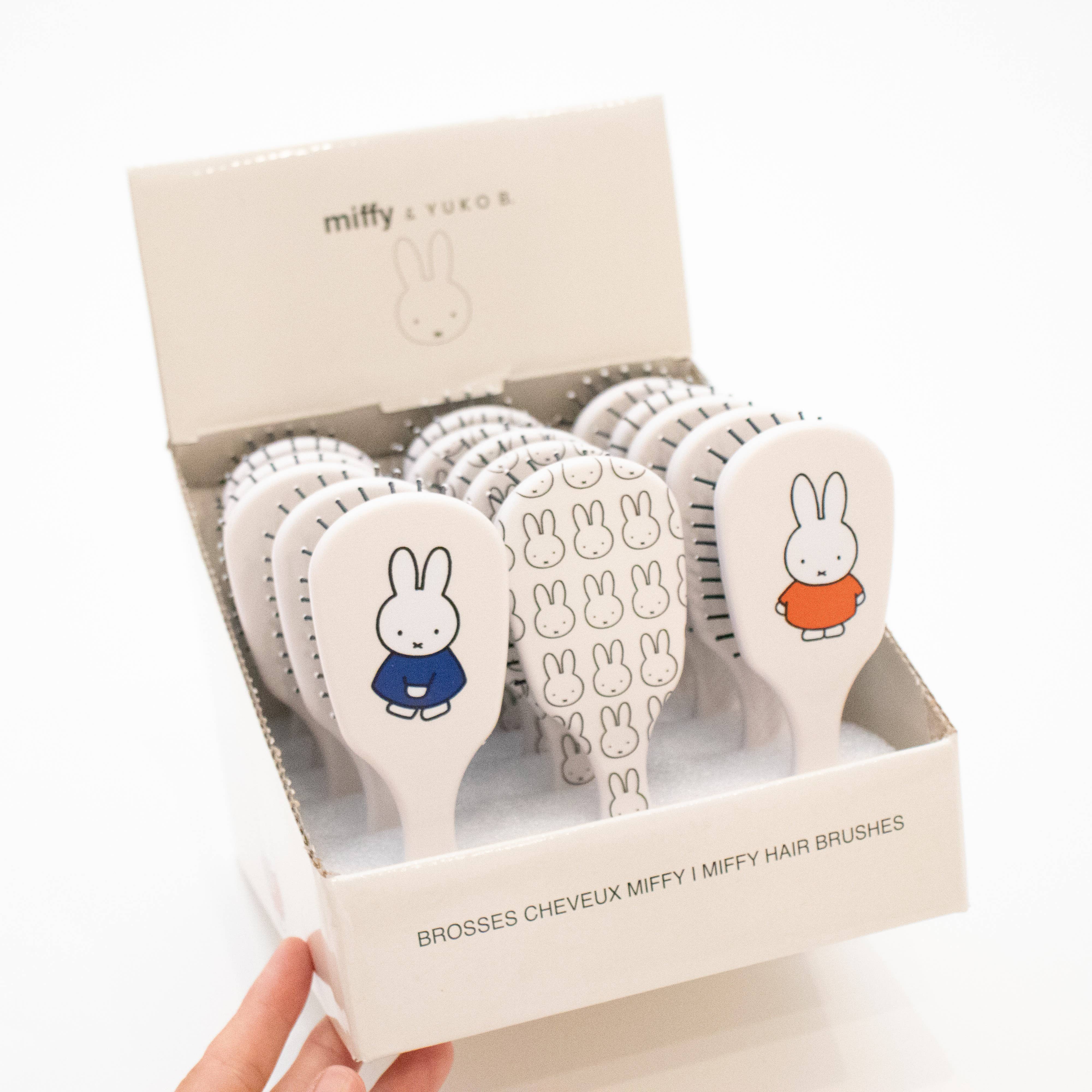 Yuko B - Wholesale Hair Brush/Comb Set - Kids & Baby - Display of 15 Miffy Brushes I Collection ©Mercis Bv9