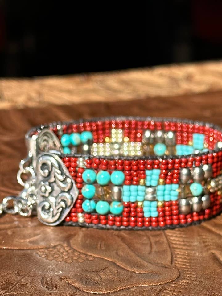 Armreif mit Webmuster aus Sterlingsilber und Edelsteinen, Indigoblau für den Großhandel von Fleurdesignz Western Jewelry