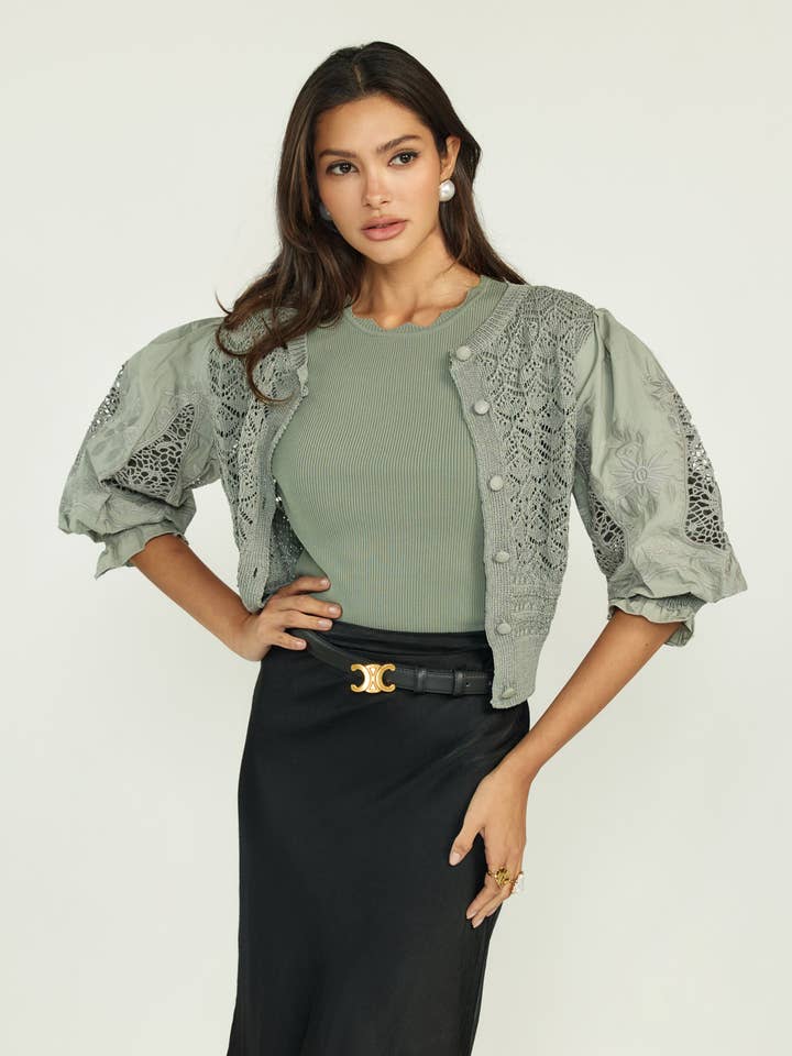 Ellie Makir - Venta al por mayor Jersey corto de punto - Mujer - Top festoneado