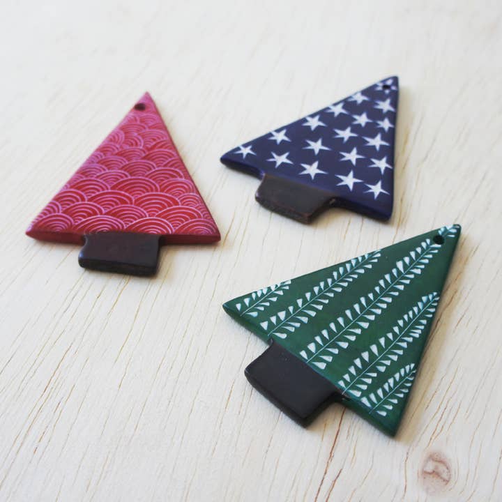 Venture Imports LLC - Wholesale Ornament Set - Christmas Tree Ornaments1