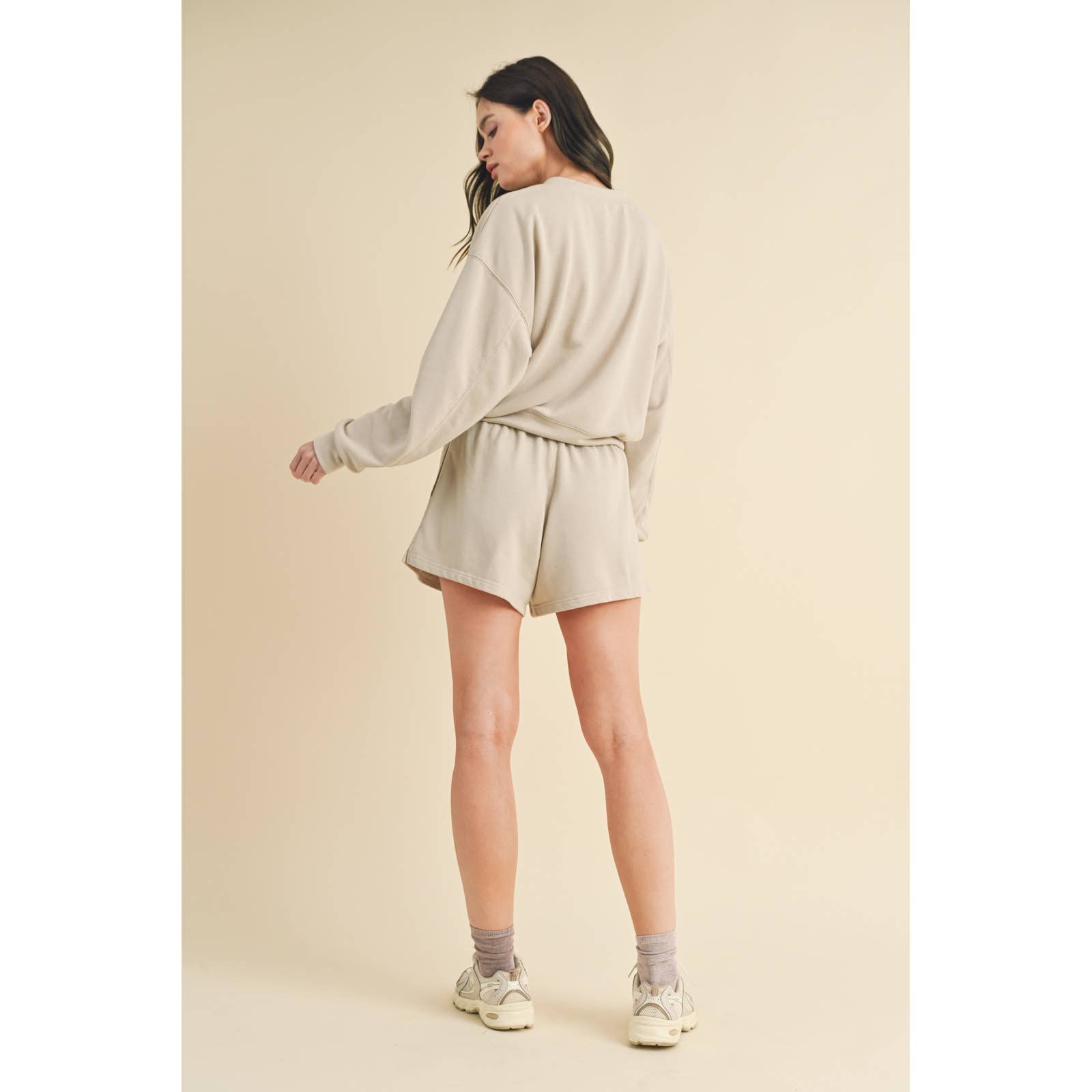 COQUILLE SHORT DE SURVÊTEMENT EN TISSU ÉPONGE DÉLAVÉ/WL24-8797B en vente sur Faire2