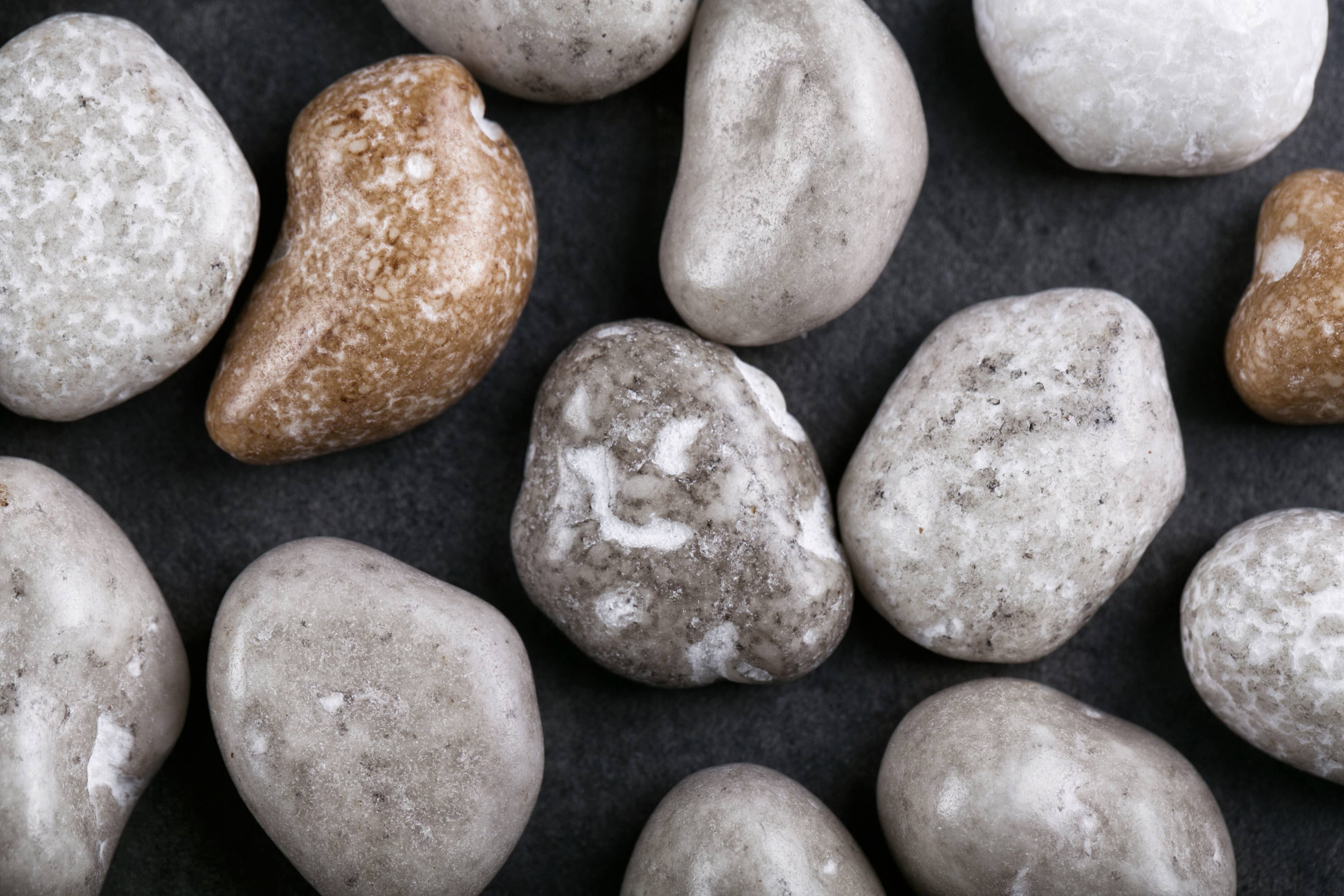 Amarelli Fabbrica Di Liquirizia - Vente Réglisse - SASSOLINI Boîte de 40 g de réglisse enrobée de sucre aromatisée à l'anis2