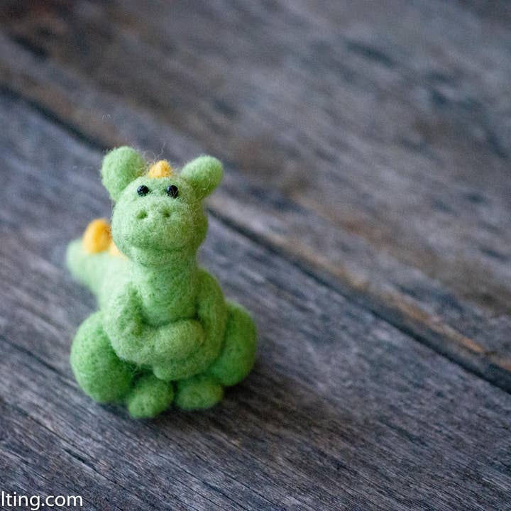 Bear Creek Felting - Vente Kits de couture - Kit de feutrage Dragon Needle16