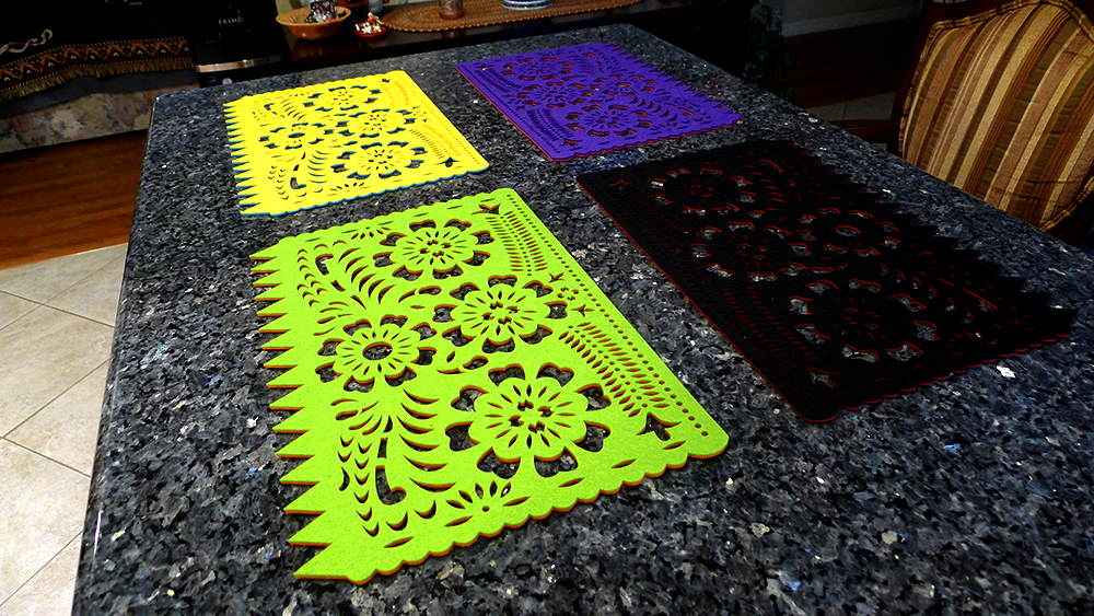 Xochico - Venta al por mayor Manteles individuales - Juegos de manteles individuales de fieltro de doble cara «Papel Picado» (florales)4