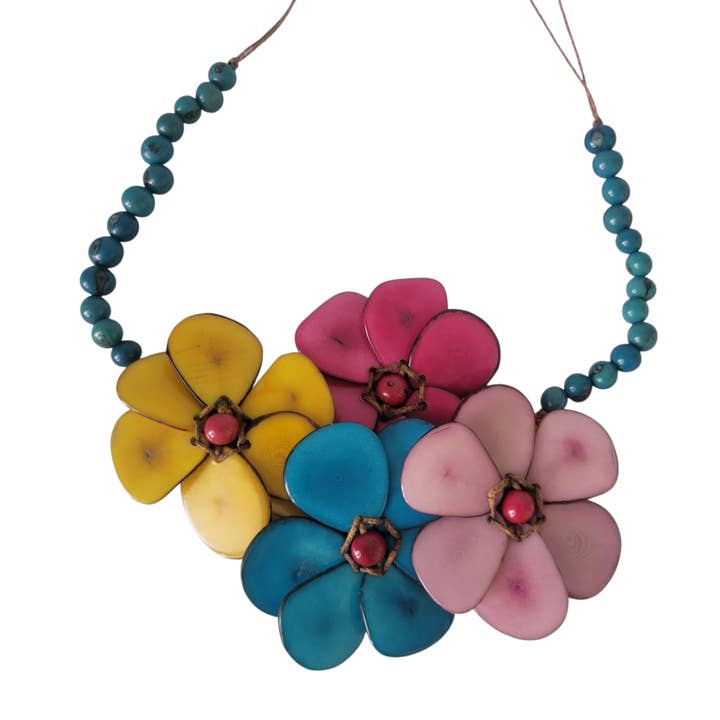 Blühende Blumen Tagua übergroße Lätzchen Statement-Halskette für den Großhandel von Organic jewelry by Allie