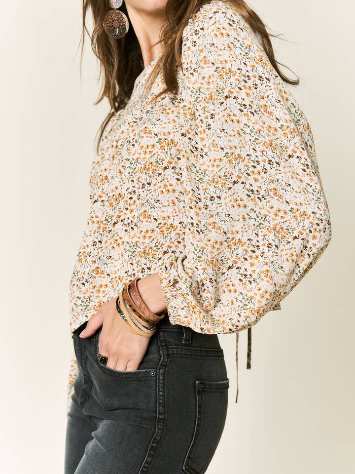 Petal Dew - Wholesale Blouse - Women's - FLORAL PRINT FRILLY TOP BLACK LACE UP - P0008313