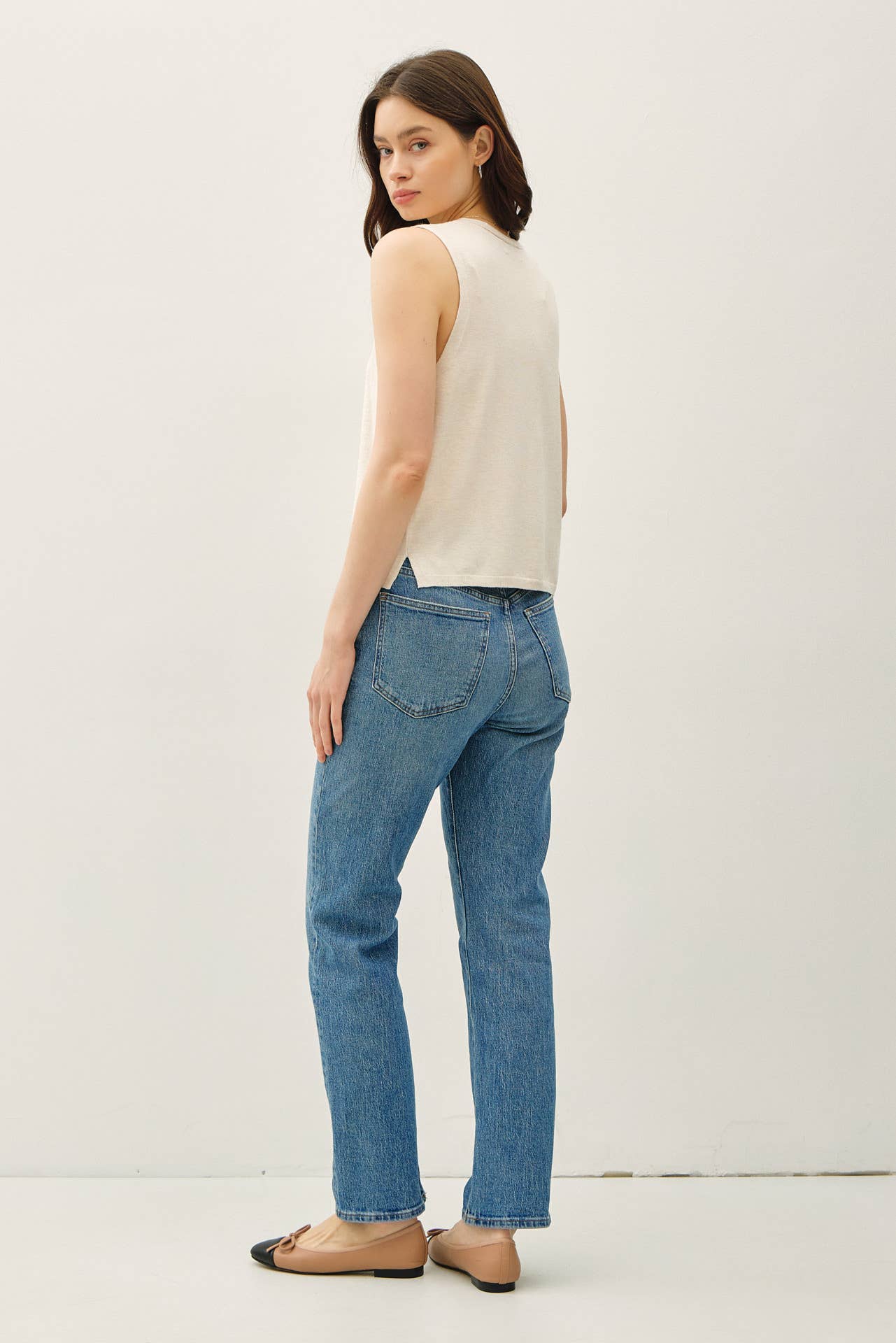 Be Cool - Wholesale Sweater Vest - Women's - BOXY CUT BUTTON UP V-NECK SWEATER VEST 5