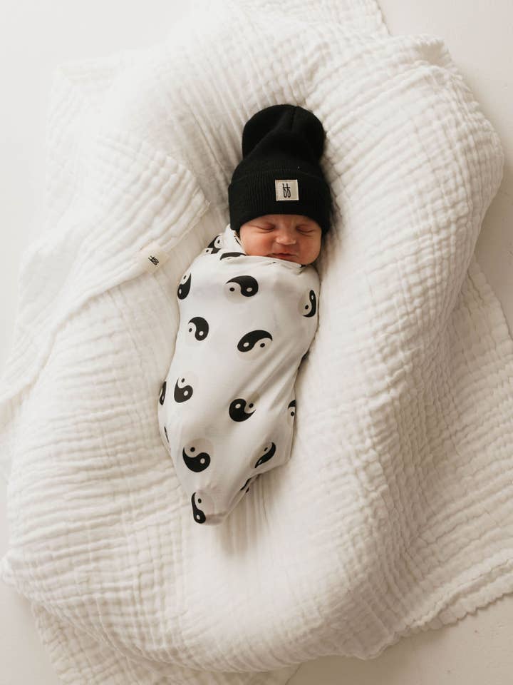 Fascia in Bambù | Yin Yang Bianco e Nero per la vendita all'ingrosso da parte di Forever French Baby