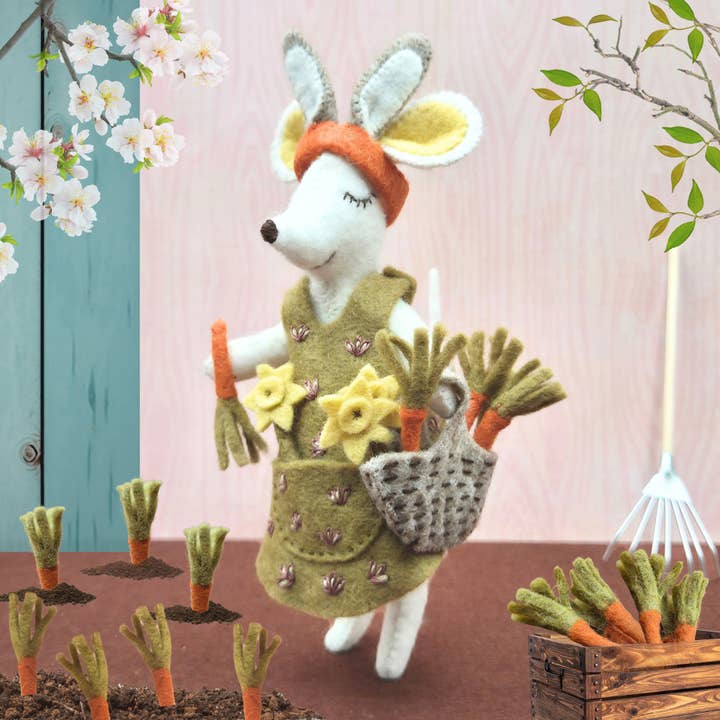 Little Mouse is a Bunny Felt Craft Mini Kit for wholesale by Corinne Lapierre Limited - US Tariff Duty Paid