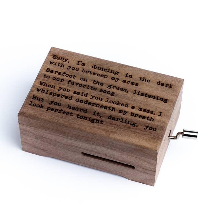 esdemusica by Rocio – Großhandel Spieluhr – Kind & Baby – maßgeschneiderte Spieluhren mit beliebten Liedern6