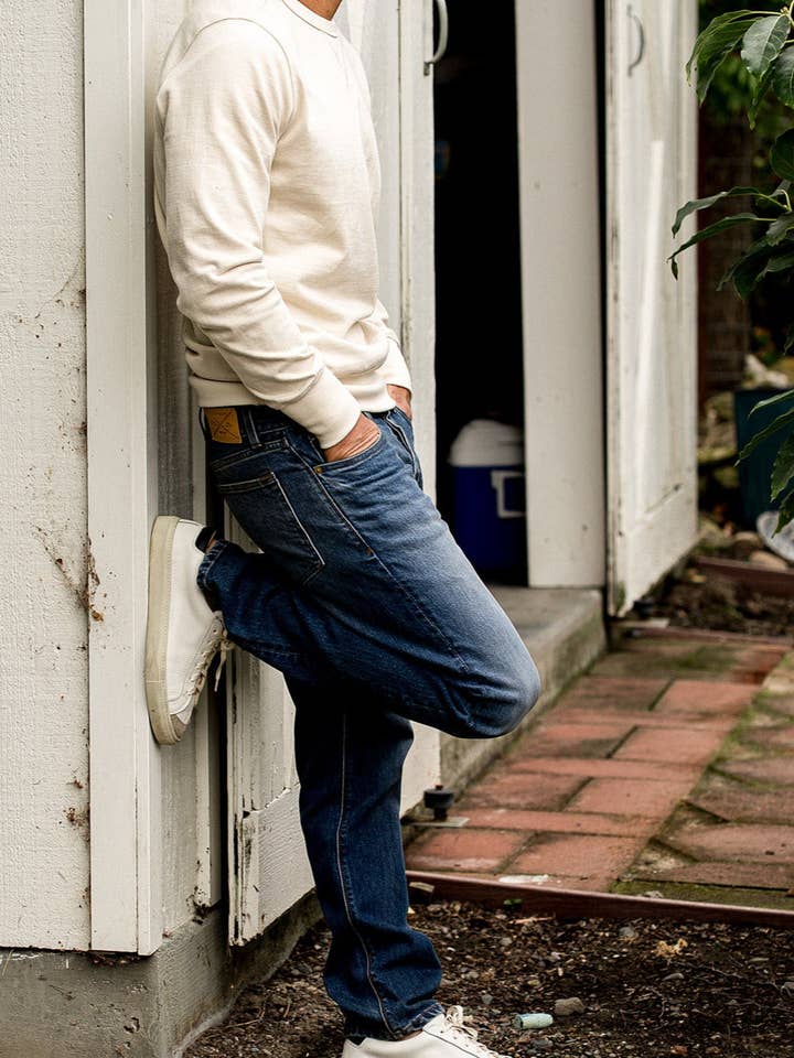 Jack Fit Jeans | River Wash Loose Straight Cut for wholesale on Faire6