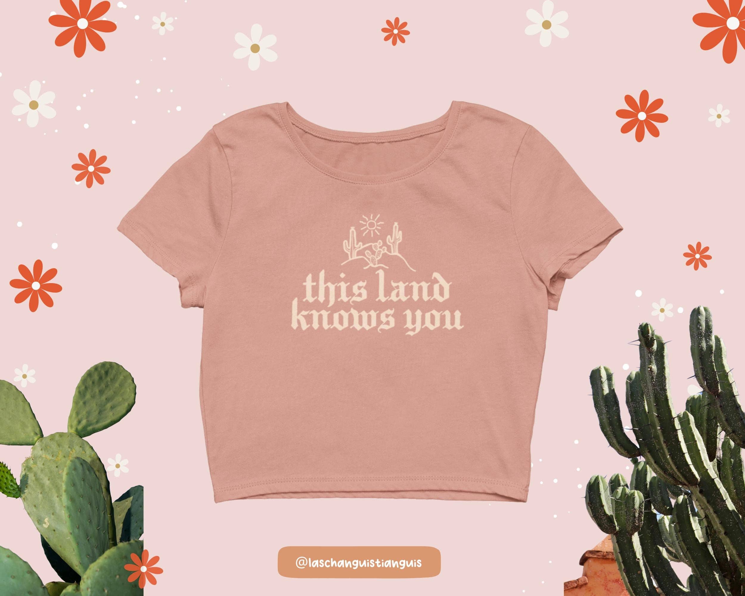 Las Changuis Tianguis – Engroshandel T-shirt med print - Dame – Desert Roots Boxy Crop Top – Latina Håndlavet T-Shirt4