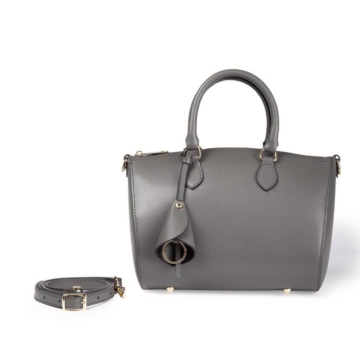 Nicole bowling in leather with “light saffiano” print with detachable and adjustable shoulder strap for wholesale by Roberta Gandolfi