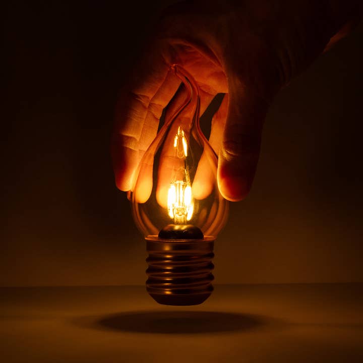 SUCK UK Ltd - USA - Wholesale Flameless Candle - Cordless Candle Lightbulb