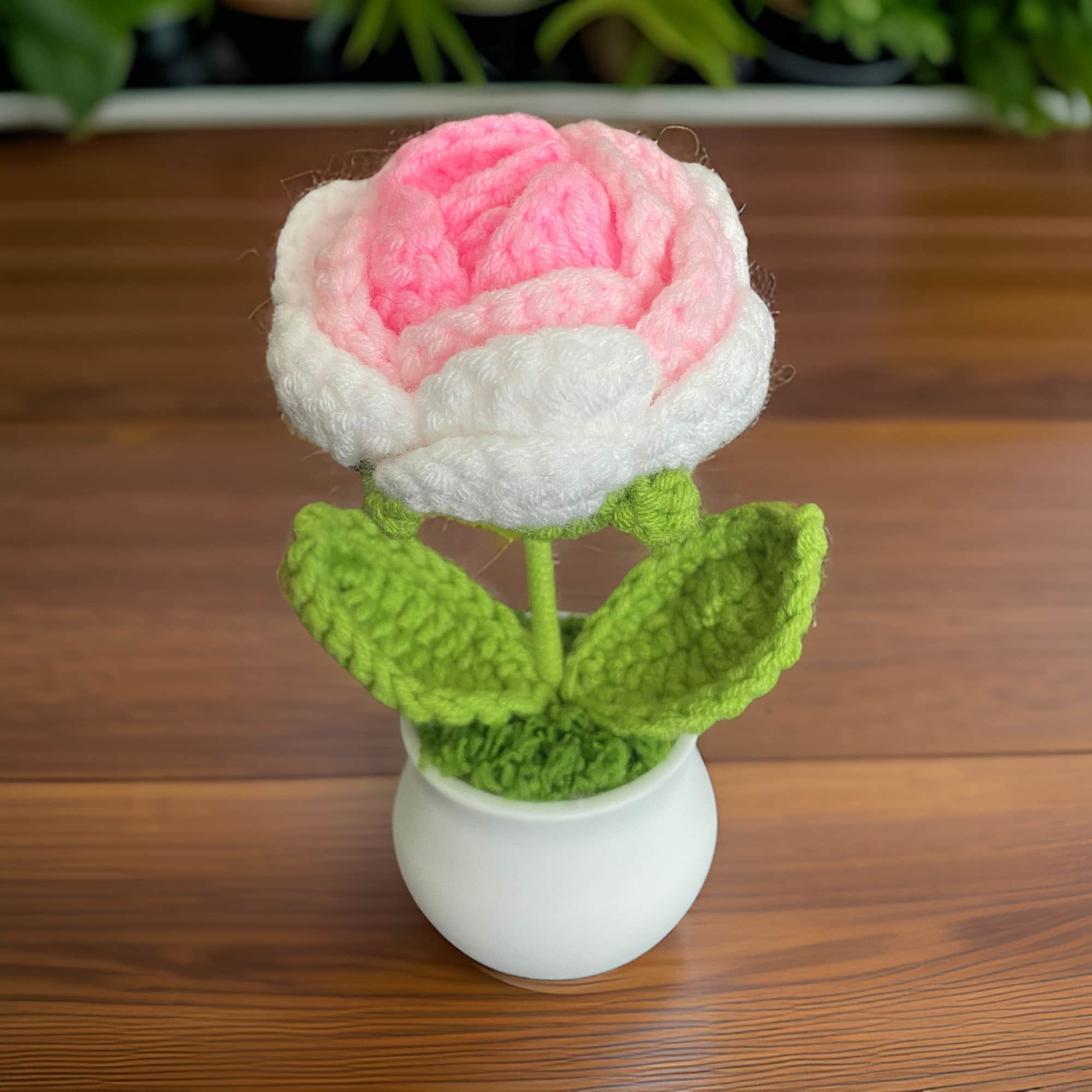 PinkLadyWorkshop – wholesale Konstgjorda blommor – Handgjord färdig virkad liten rosa rosenkruka1