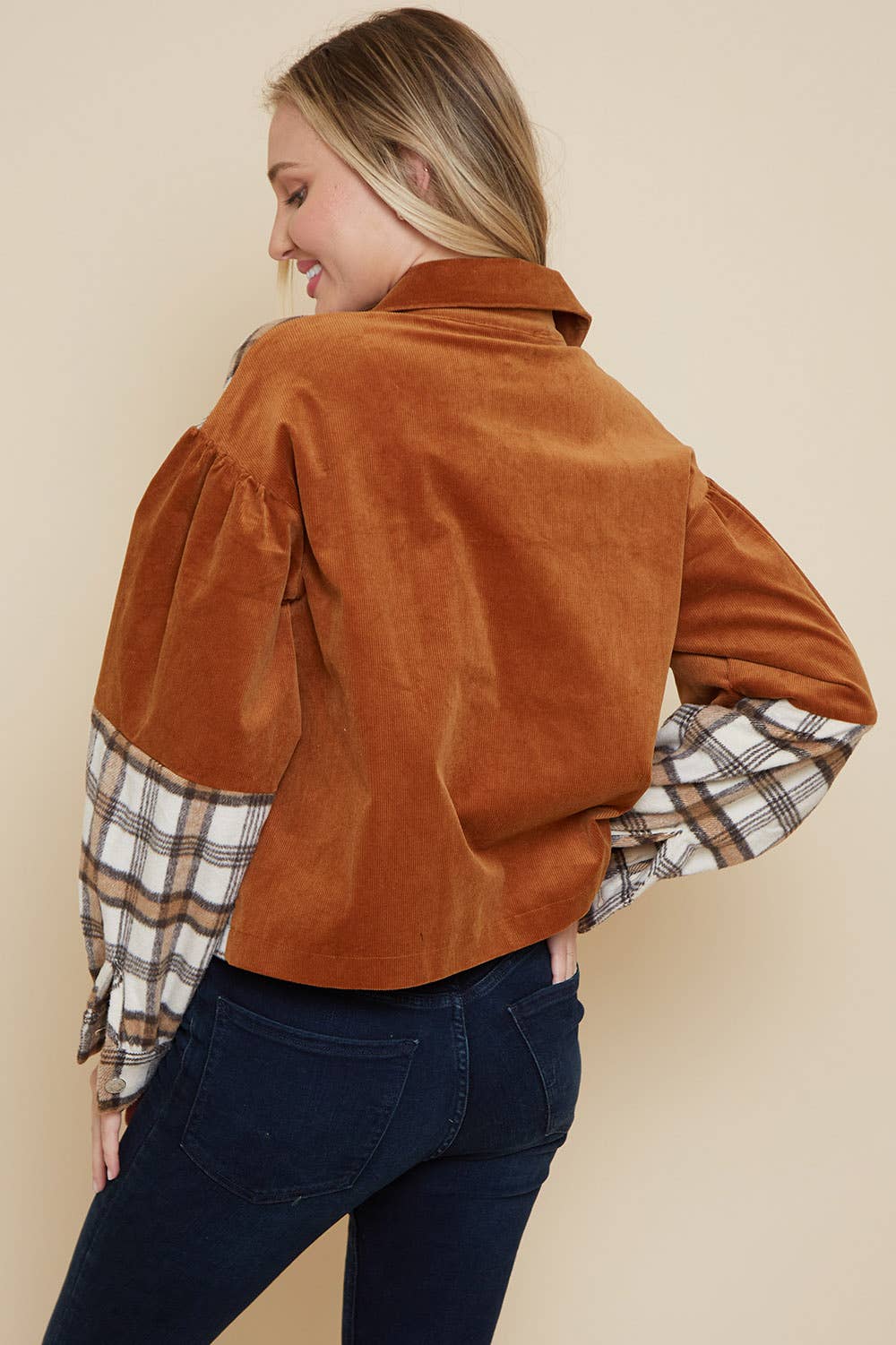 Saints & Hearts - Vente Veste-chemise – femme - VESTE MIXTE À CARREAUX ET VELOURS CÔTELÉ CAMEL SIJ5190A6