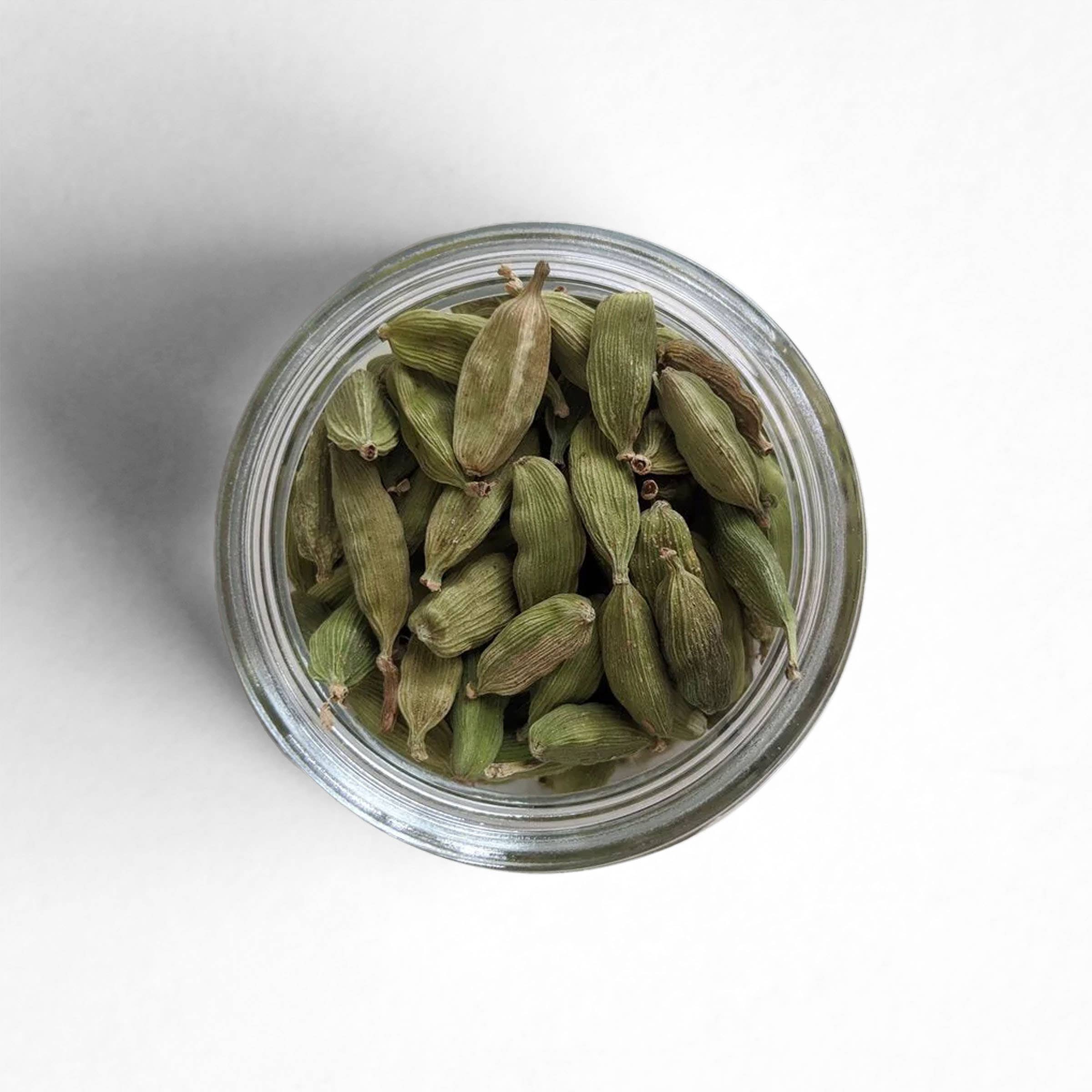 Curio Spice Co – Especiarias secas por atacado – Vagens de Cardamomo Guatemala