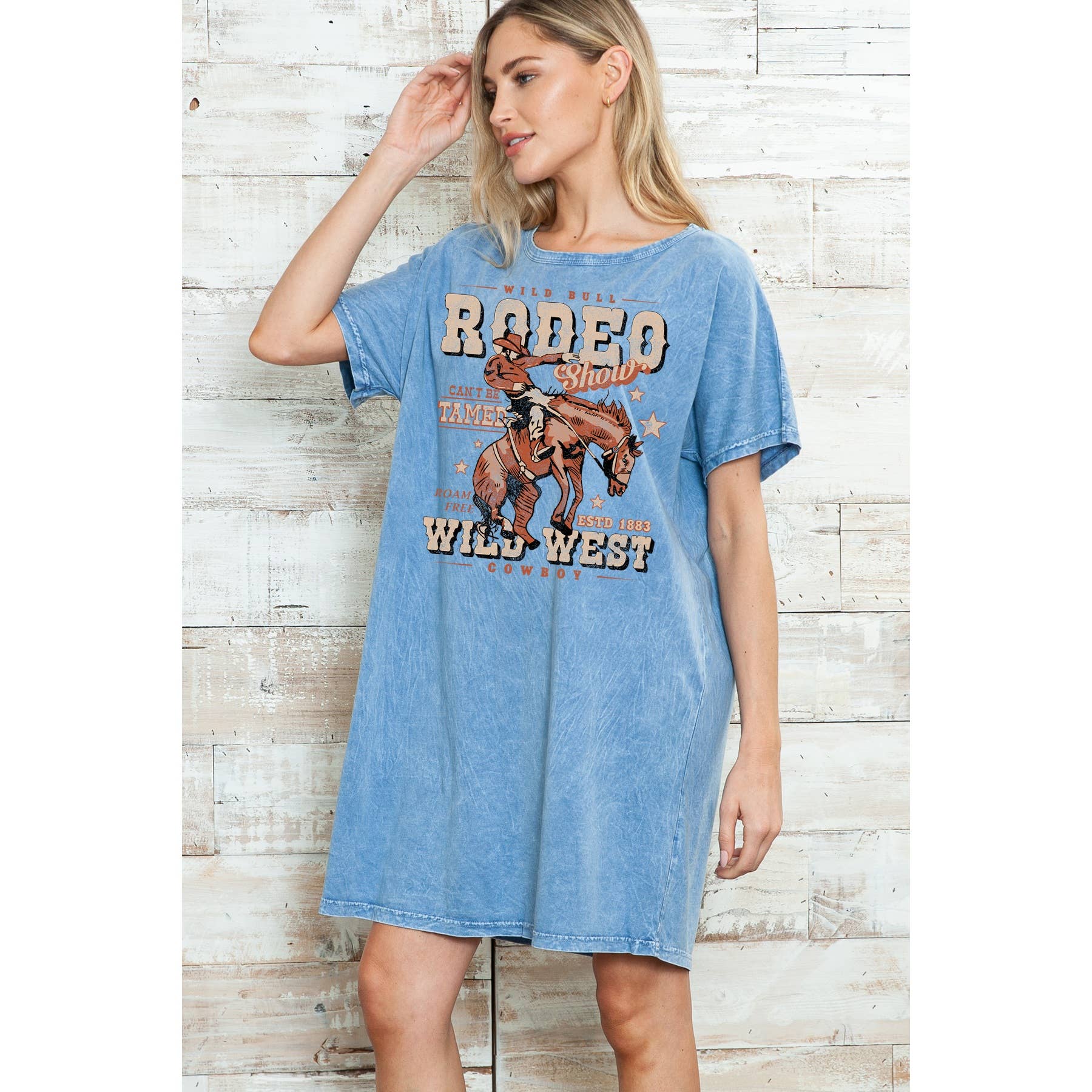 Amused by Blue - Vente Robe – femme - RODEO WILD WEST - ROBE GRAPHIQUE DÉLAVÉE AU MINÉRAL1