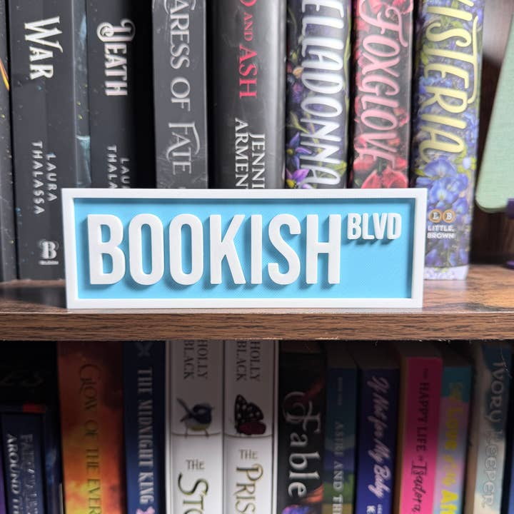 The Crafted Nook - Vente Pancarte - Enseigne de rue littéraire | Décoration d'étagère4