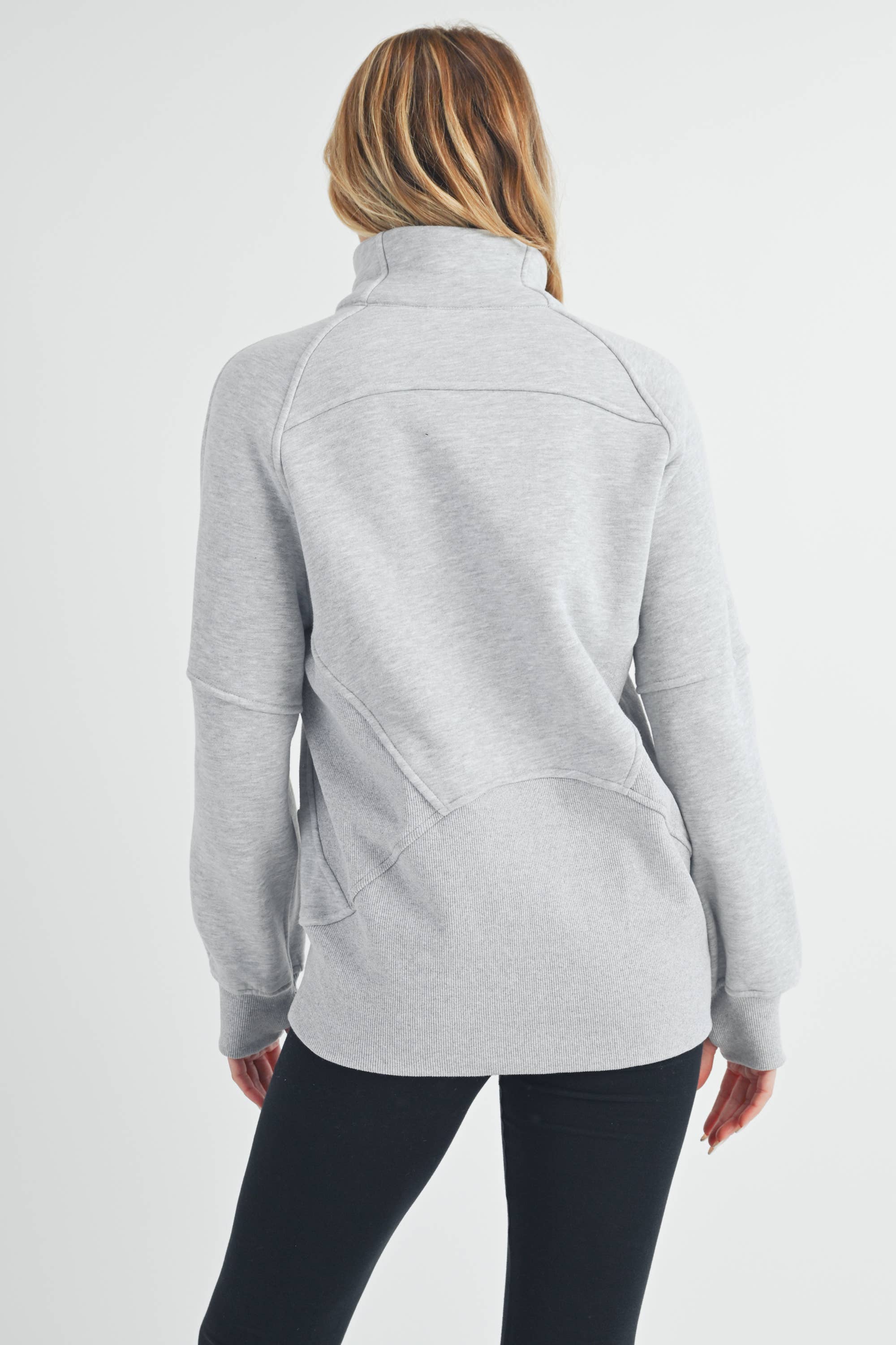 AEMI + CO - Wholesale Sweatshirt - Dames - 986DK lange Dove trui met halve rits en col37