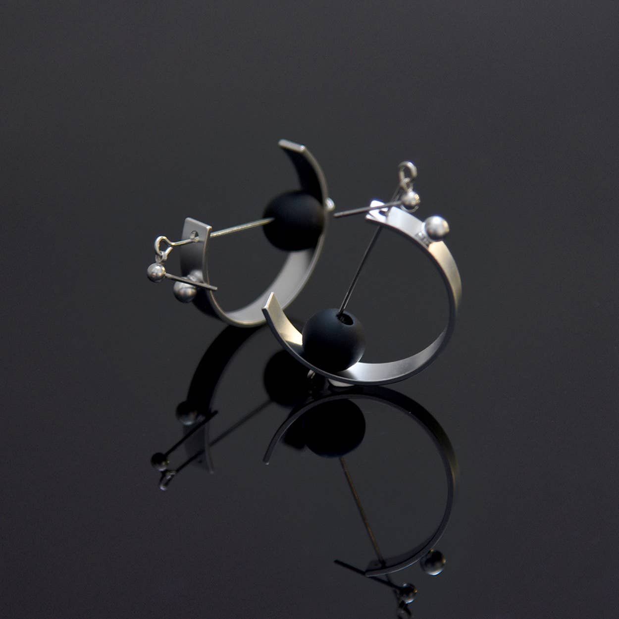 Pursuits - Wholesale Dangle Earrings - Lunette Earrings3