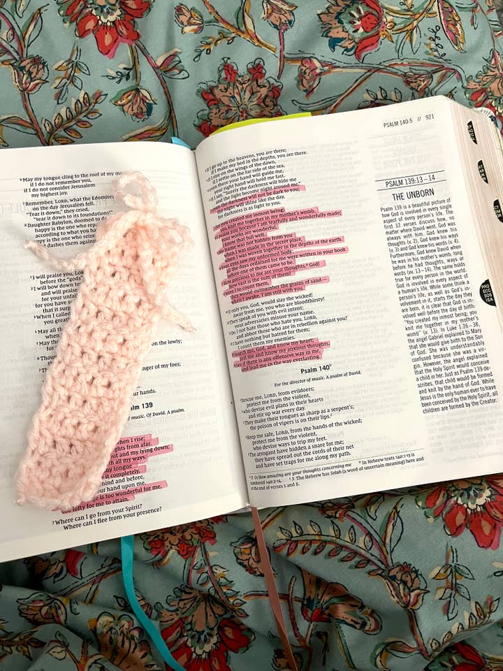 crochet bow bookmark for wholesale by Works of Rylee