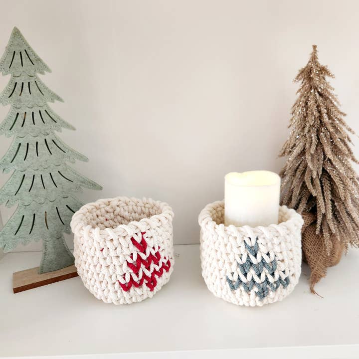 Christmas Basket for wholesale by Naturalmarjory