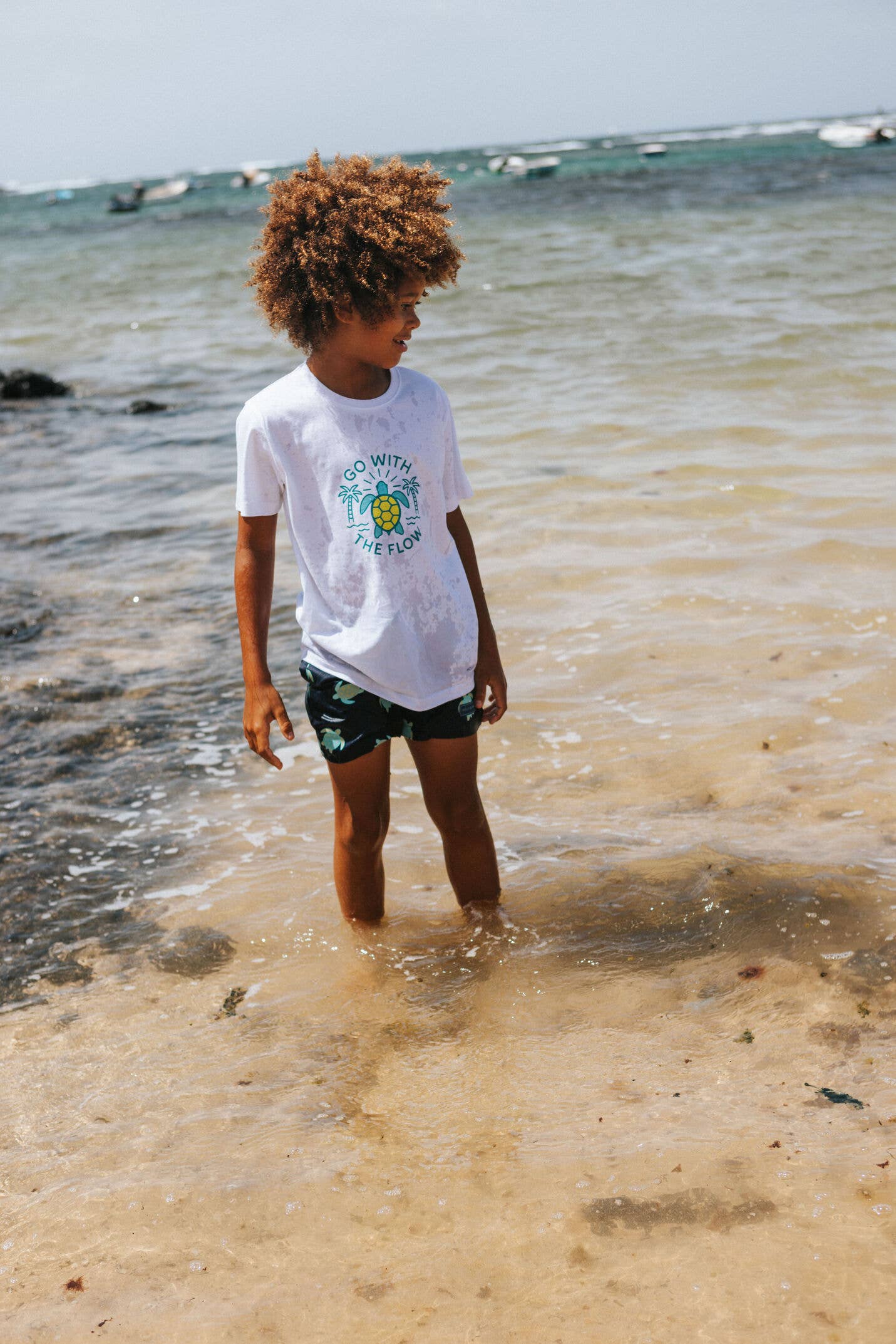 Holly and Beau – wholesale Screen-printed t-shirt – Kids – Organic Cotton White Turtle Kids T-shirt3