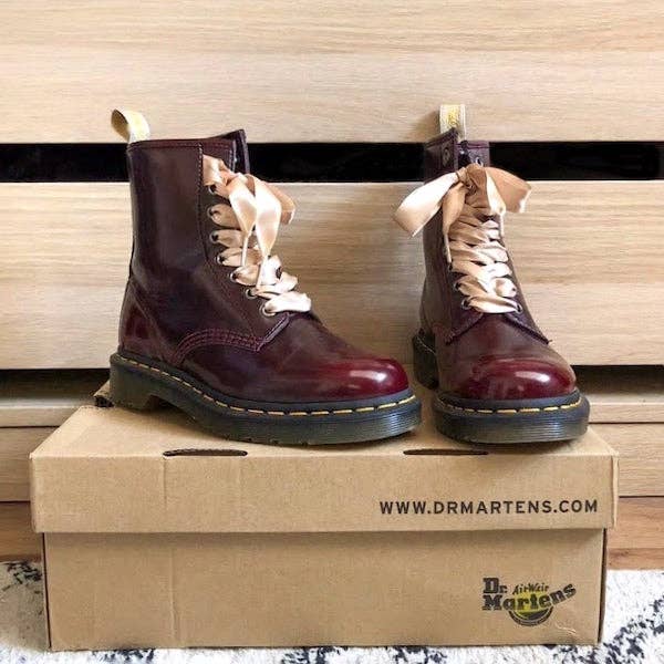 furiouslaces - Wholesale Shoelaces - Women's - Nude satin shoelaces4