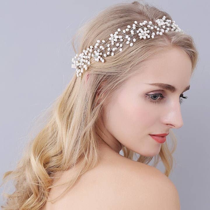 Bruiloftshoofdband met meer dan 200 parels, bruiloftshoofdstuk, parelkopstuk voor wholesale door FanakoStudioNYC