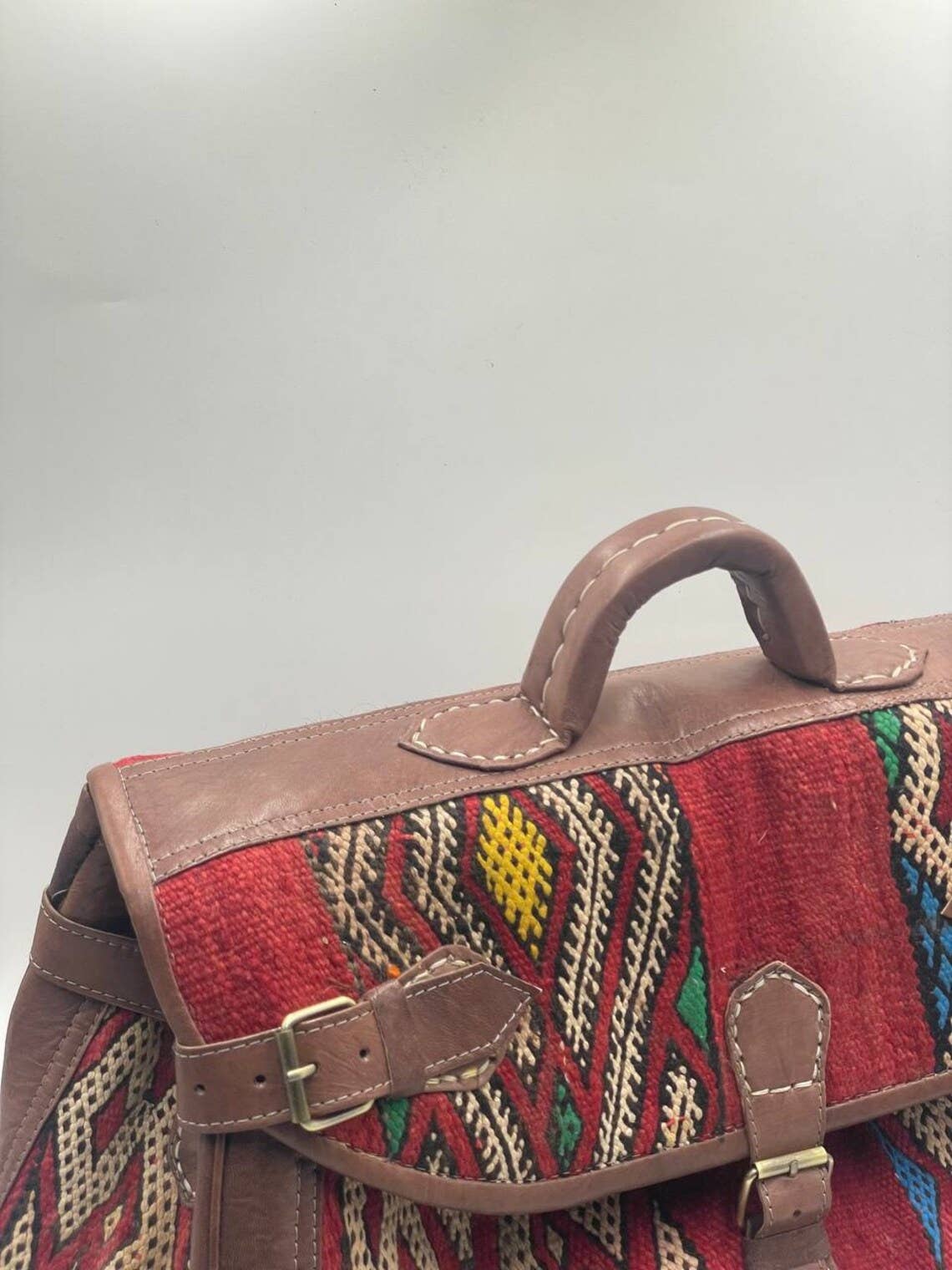 Melecraft – wholesale Weekender bag – Unisex – Moroccan Vintage Kilim bag, Large weekender bag unisex5