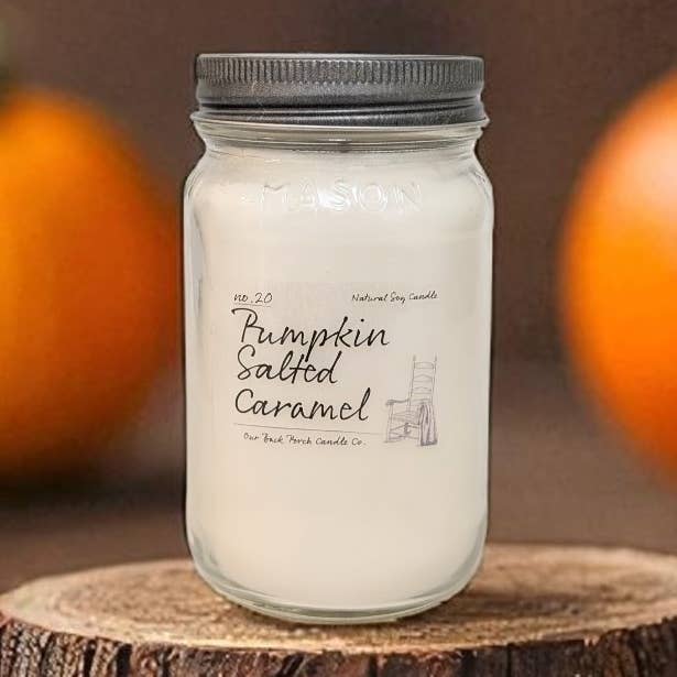 Bougie au Soja Caramel Salé à la Citrouille pour la vente par Our Back Porch Candle Co