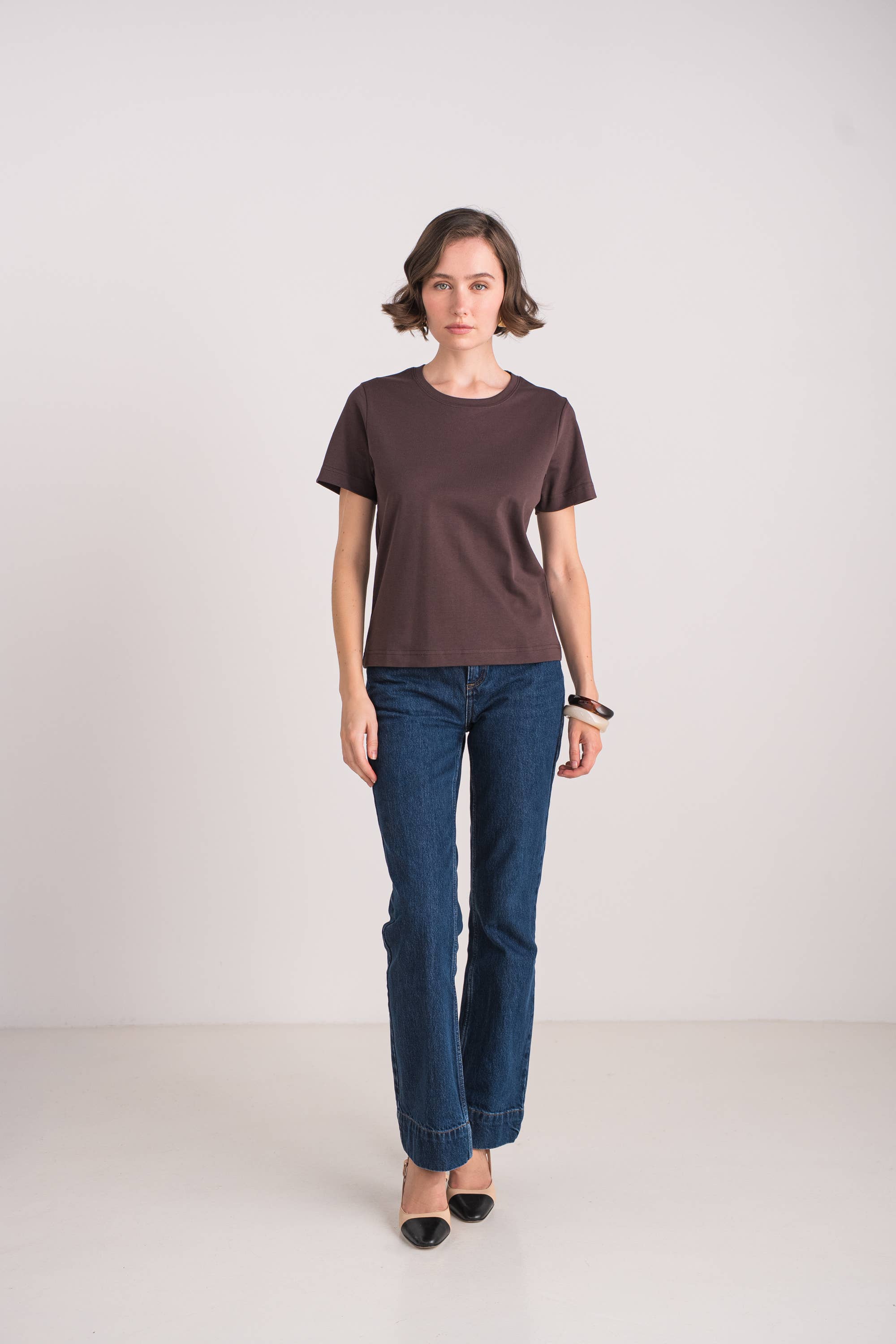 jw.atelier - Wholesale T-Shirt - Women's - 100% premium cotton short-sleeve T-shirt11