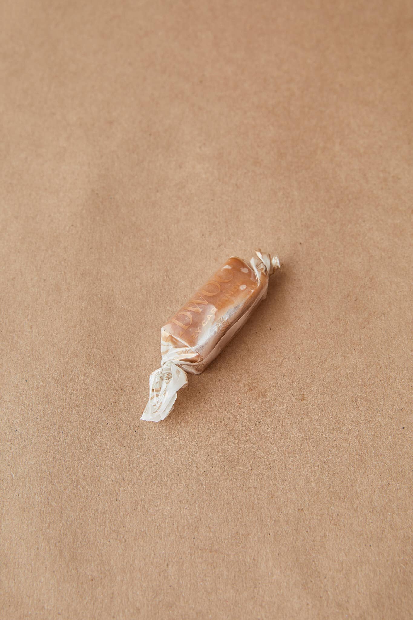 Wildwood Chocolate - Wholesale Caramel - 25 PCS - Cardamom Honey Caramel Bulk2