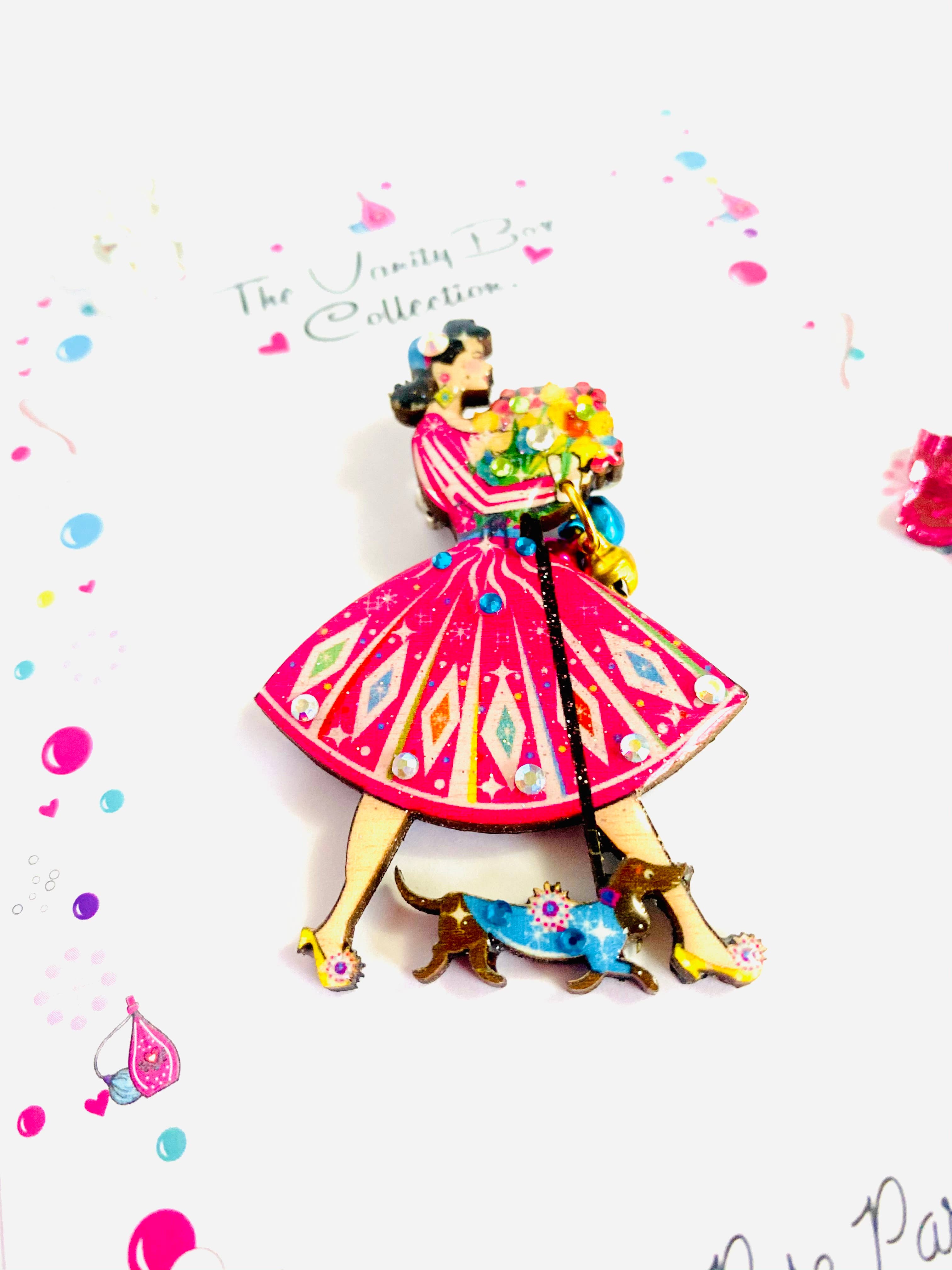 Rosie Rose Parker - Vente Broches - Broche rétro originale années 1950 avec dame d'été et chien saucisse9