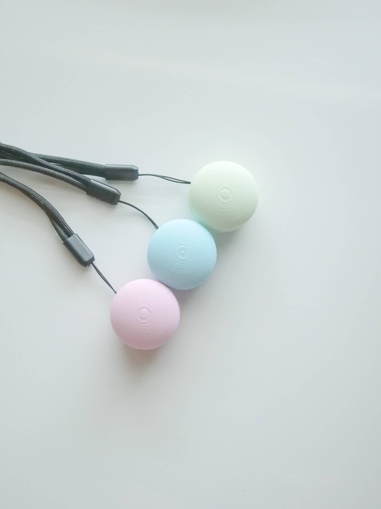 Hello Cutters – Großhandel Fidget Toy – Kinder – Macaron Fidget Clicky4